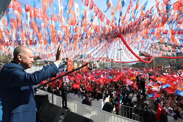 baskan-erdoganin-siradaki-duraklari-sirnak-ve-mardin-erdogandan-sirnakta-tarihi-mesajlar-sinsi-oyunlarini-bozd-1710335951219.jpeg Başkan Erdoğan'dan Şırnak ve Mardin'de tarihi mesajlar: Sinsi oyunlarını bozduk - 14