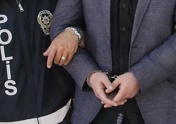 AK Partili meclis üyesi FETÖ'den tutuklandı