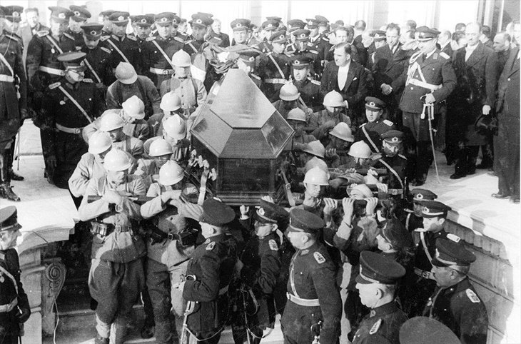 Büyük Önder Atatürk’ün ebediyete intikalinin 83’üncü yılı