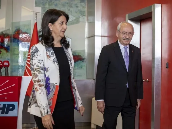 kemal-kilicdaroglundan-itiraf-hdp-ile-gorusuyoruz-1661627420477.jpg Kemal Kılıçdaroğlu'ndan itiraf: HDP ile görüşüyoruz - 4