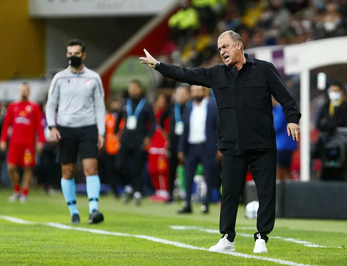 Galatasaray Teknik Direktörü Fatih Terim’den Kayserispor maçı sonrası flaş sözler: Neticeler kötü...