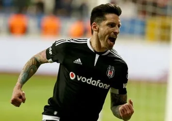 Jose Sosa'ya teklif yağıyor!