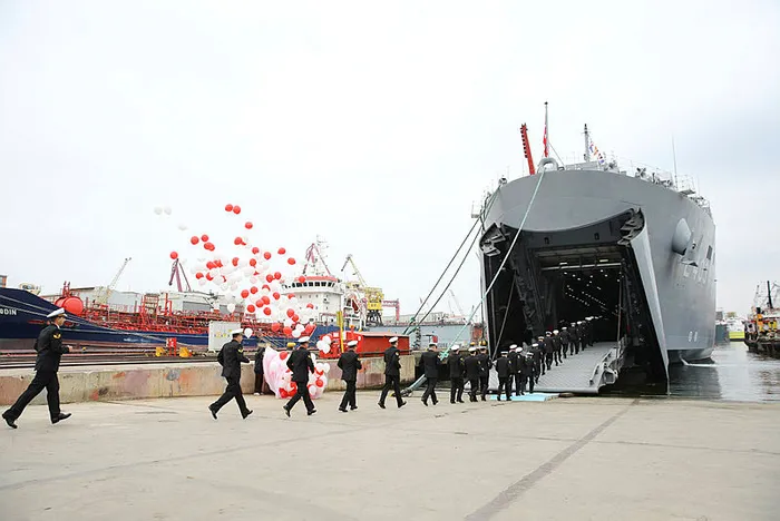 TCG Sancaktar, TCG Büyükada ve TCG Umut İzmir'de ziyarete açılacak - 2