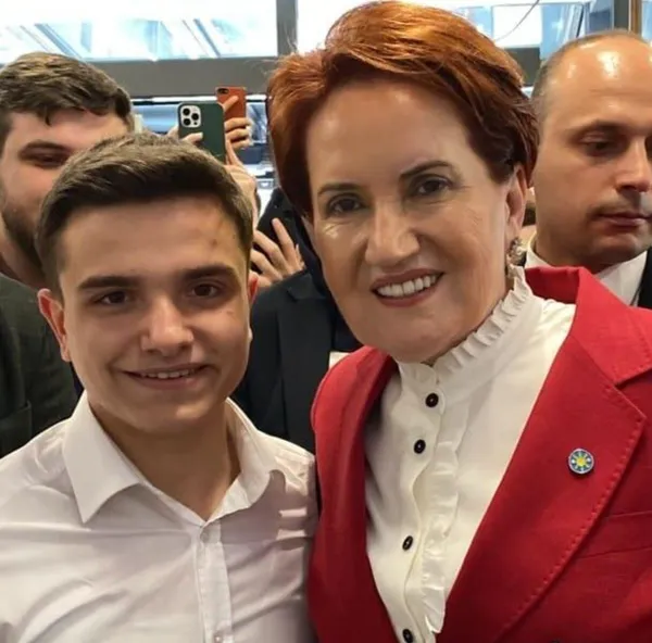 ’İYİ’ tiyatro kötü senaryo! ’Geçinemiyorum’ diyen genç İYİ Parti teşkilatından çıktı