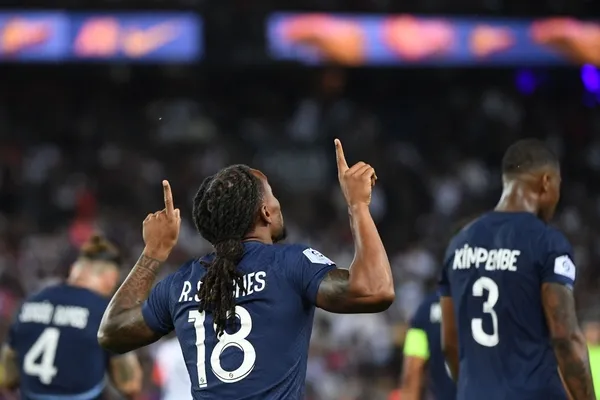 1674144786351.jpg Galatasaray'dan Renato Sanches harekatı! Sarı kırmızılılar transferde büyük oynuyor - 1