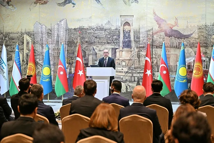 500-milyon-dolarlik-turk-fonu-kuruluyor-bakan-simsek-duyurdu-hem-kamu-hem-de-ozel-sektor-yatirimlari-1716024066326.jpeg 500 milyon dolarlık Türk fonu kuruluyor! Bakan Şimşek duyurdu: Hem kamu hem de özel sektör yatırımları... - 2