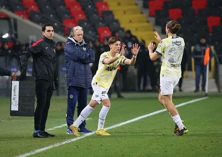 Fenerbahçe’den Arda Güler açıklaması! Para için takımdan gider mi kalır mı?