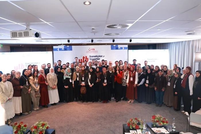 YTB Avrupa’daki sanat dünyasını Amsterdam’da bir araya getirdi - 1