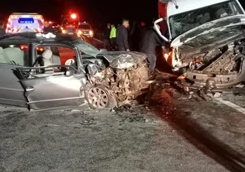 Yozgat'ta katliam gibi kaza! 3 kişi öldü yaralılar var