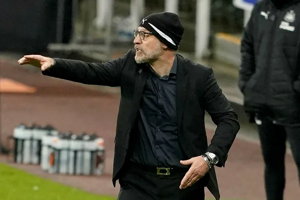 slaven-bilicten-fenerbahceye-yesil-isik-yeni-adresim-turkiye-olabilir-1648675638355.jpg Slaven Bilic'ten Fenerbahçe'ye yeşil ışık! Yeni adresim Türkiye olabilir - 2