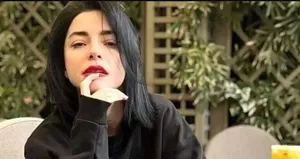 Merve Boluğur ile Selen Görgüzel birbirine girdi!