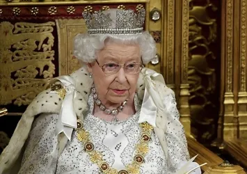 Kraliçe II. Elizabeth tahtı bırakıyor