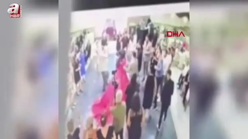 Düğün salonunda dev avize piste düştü!