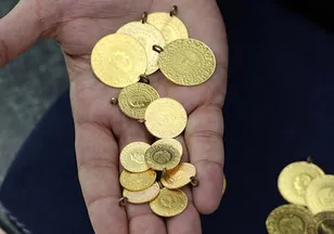 Piyasalarda 'büyük balina' tehlikesi: Kredi çekip altın alanlar dikkat! İşte yeni rekor