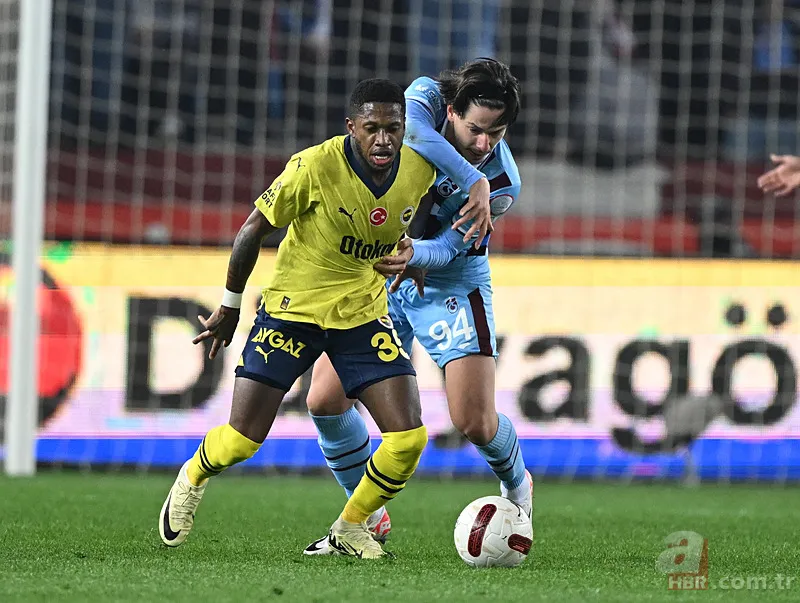 Olaylı Trabzonspor Fenerbahçe maçı sonrası Halil Umut Meler'e şok sözler: 3 puanı hediye etti 25