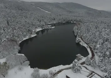 Bolu'da kartpostallık kar görüntüleri