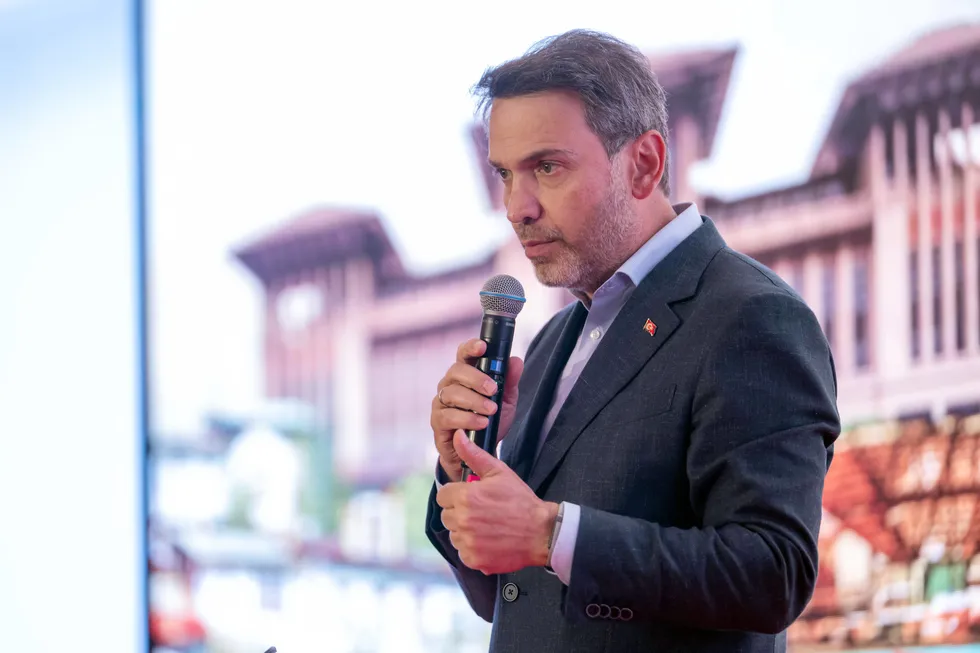 Türkiye’nin nükleer çağında tarihi eşik! Berat Albayrak'ın temellerini attığı dev projede ilk yakıt reaktöre indi - 10
