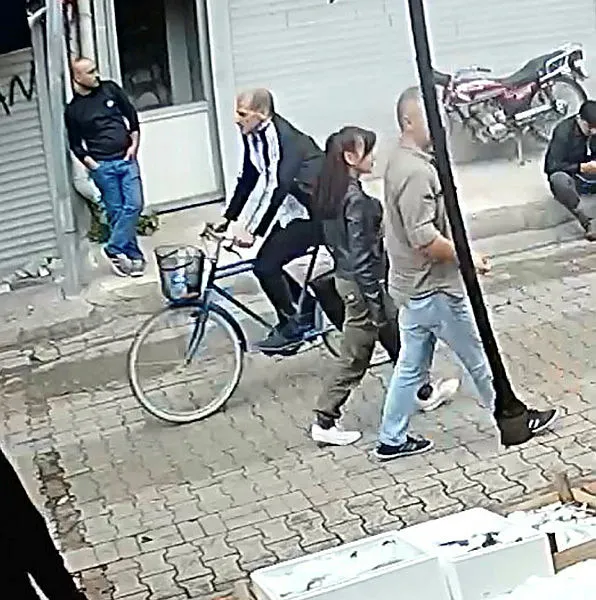Adana'da fıkra gibi olay! Çaldığı bisikleti çaldılar... - 1