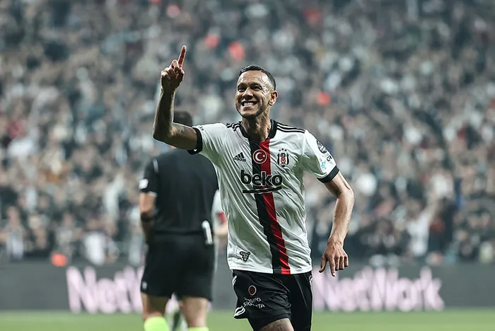 Beşiktaşlı Josef de Souza ameliyat olacak