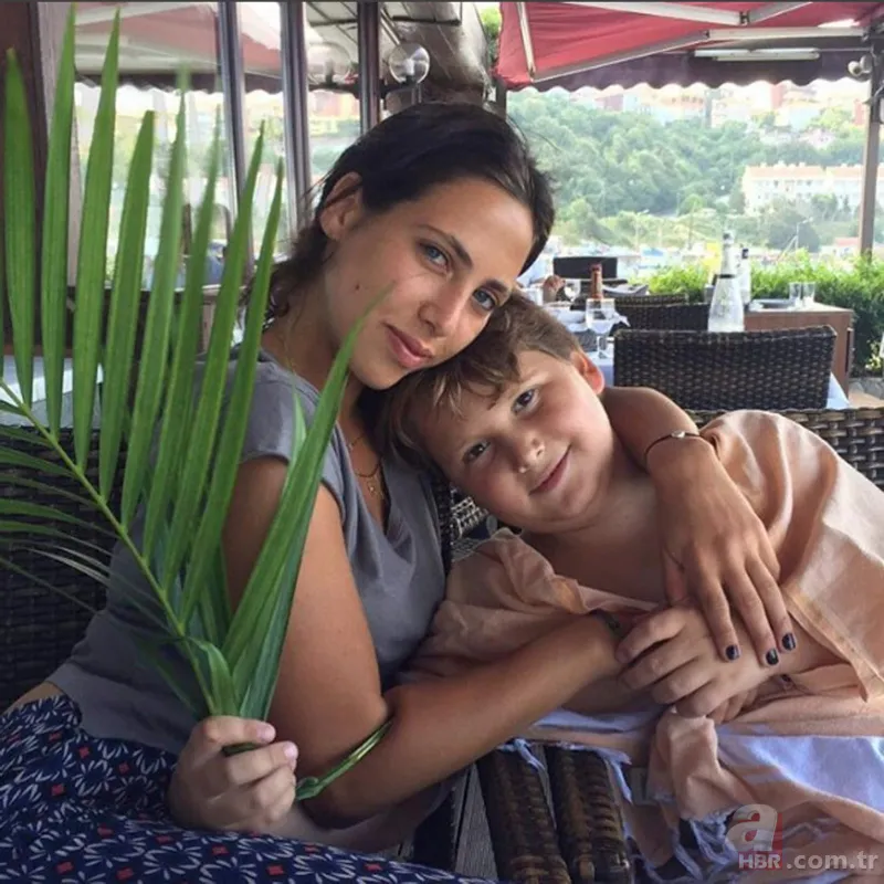 Hülya Avşar’dan Kaya Çilingiroğlu’nun sevgilisi Seda Evin’e gönderme: Ben olsam ipini çekmiştim! 16