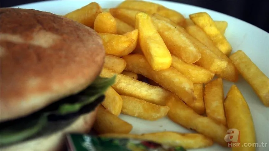 Bu besinler ömürden ömür çalıyor! Ölümcül dörtlü... 4