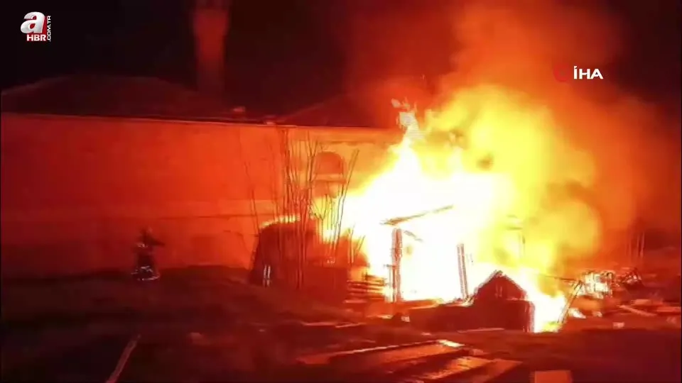 Malatya’da baraka yangını!