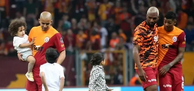 Galatasaray’a kötü haber! Ayrılmaya niyeti yok