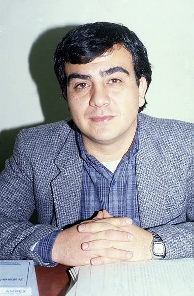 sezai-aydin-kimdir-kac-yasindaydi-nereli-unlu-oyuncu-sezai-aydin-olum-sebebi-nedir-1640006506683.jpg Sezai Aydın kimdir, kaç yaşındaydı, nereli? Ünlü oyuncu Sezai Aydın ölüm sebebi nedir? - 4