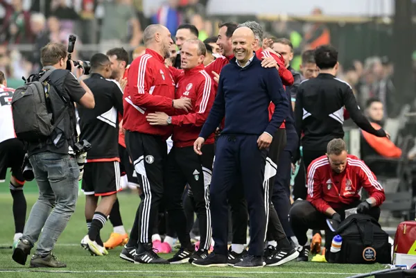 1684084804528.jpg Orkun Kökçü'lü Feyenoord şampiyon! - 3