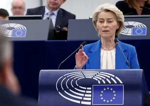 AB'den ABD'ye "yol ayrımına geldik" uyarısı