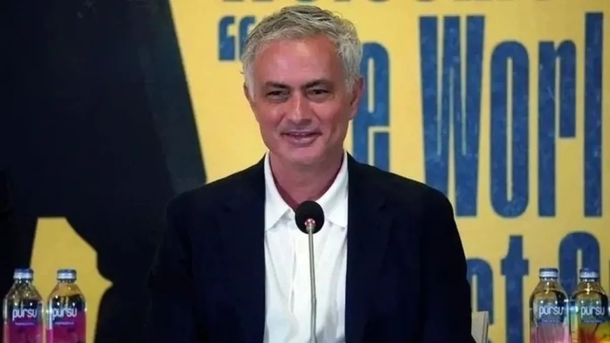 Fenerbahçe'de kadroya Türk tavsiyesi! Mourinho yönetime onayı verdi