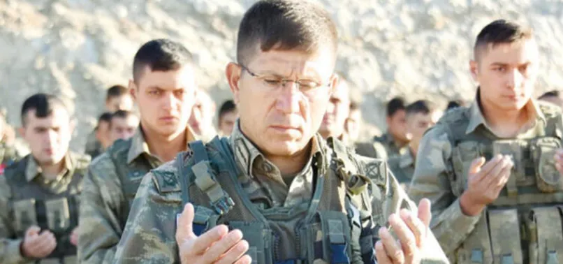 YAŞ kararıyla terfi eden Bahtiyar Ersay Paşa, Kaletepe'yi teröristlere mezar yapmıştı!