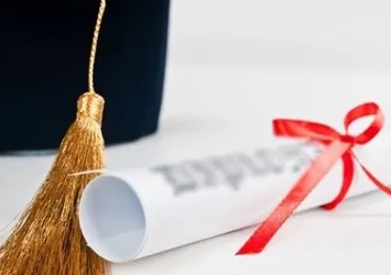 Sahte diplomayla öğretmen oldular!