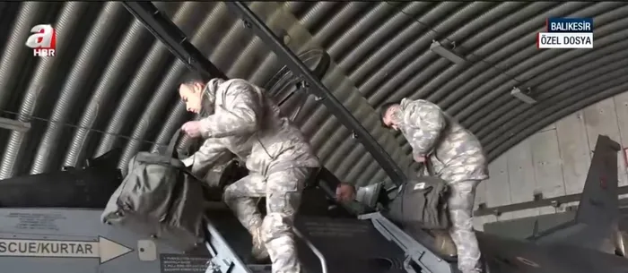 goklerin-celik-bilekli-muhafizlari-f-16-pilotlarinin-zorlu-egitimi-a-haberde-1770569949601.jpg Fotoğraf (ahaber.com.tr)