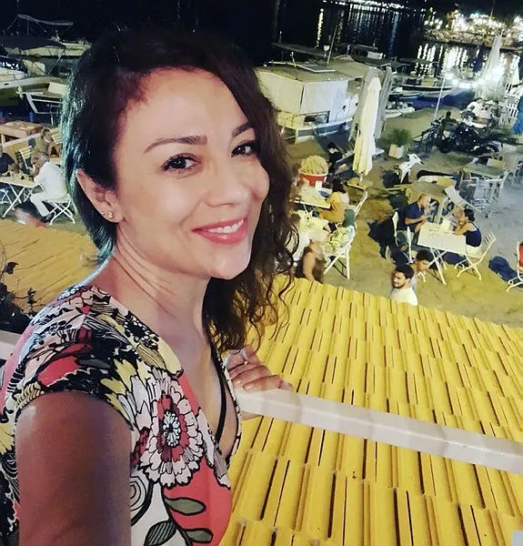 Yonca Türkman neden öldü, kimdir? Balkondan düşen sanatçı Yonca Türkman hangi dizilerde oynadı? İşte oynadığı diziler... - 4