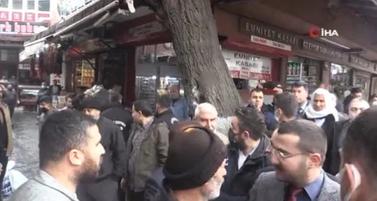 CHP Genel Başkanı Kemal Kılıçdaroğlu'nun Şanlıurfa ziyaretinde gerginlik! CHP'liler vatandaşa küfür yağdırdı - 2