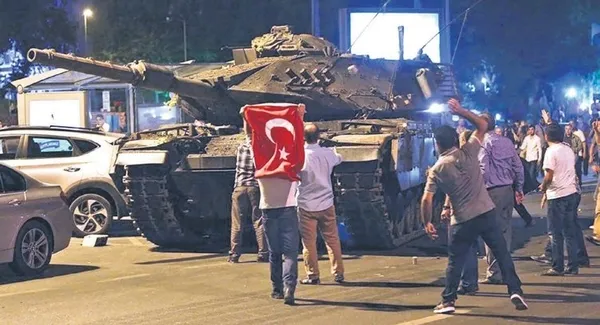 15 Temmuz kahramanın oğlundan dikkat çeken sözler: Bize gurur ve şeref bıraktı