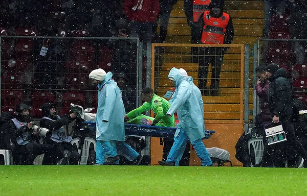 fernando-muslera-sahalara-geri-donuyor-o-macta-kalede-olacak-tarih-belli-oldu-1676825950552.jpg Fernando Muslera sahalara geri dönüyor! O maçta kalede olacak! Tarih belli oldu... - 1