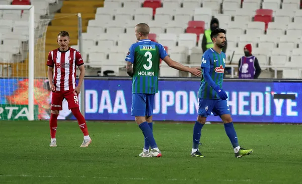 Sivas’ta puanlar kardeş payı Sivasspor 1-1 Çaykur Rizespor MAÇ SONUCU-ÖZET