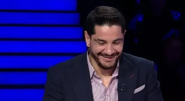 kim-milyoner-olmak-ister-atv-canli-izle-29-ekim-cumhuriyet-bayrami-100-yil-ozel-bolum-atv-canli-yayin-1698588224086.jpeg Kim Milyoner Olmak İster ATV CANLI İZLE! 29 Ekim Cumhuriyet Bayramı 100. yıl özel bölüm! ATV canlı yayın! - 9