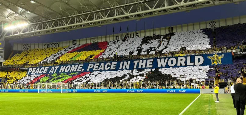 UEFA'dan 4 Türk takımına para cezası