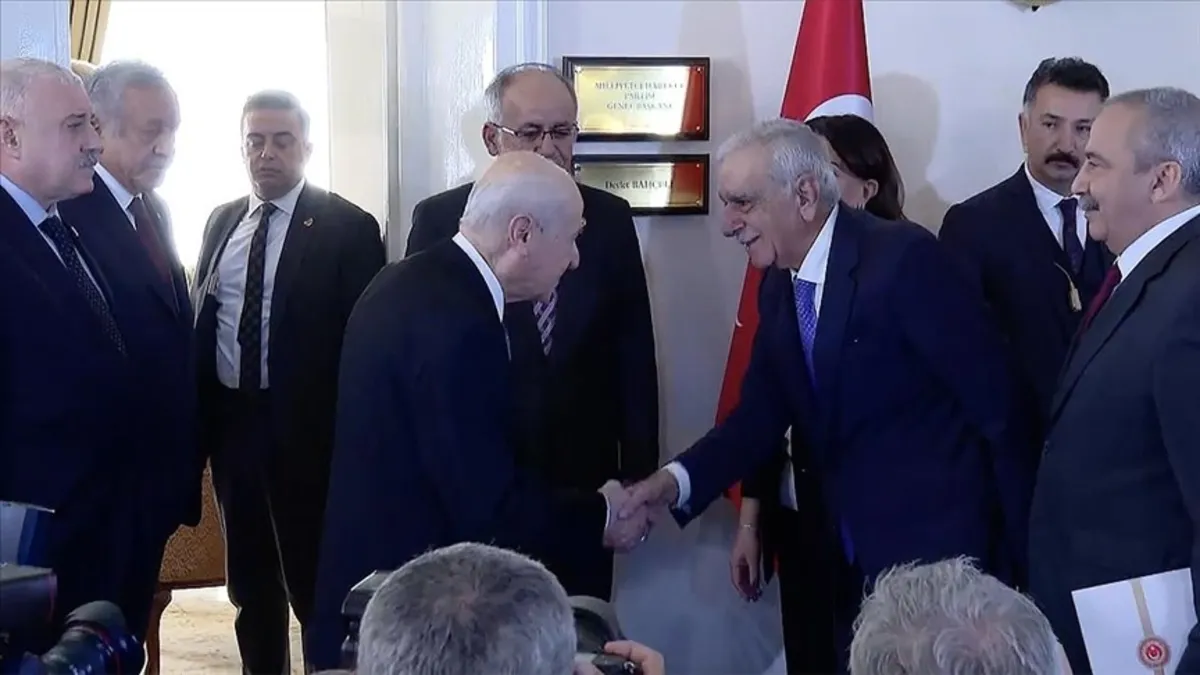 Terörsüz Türkiye adımı... Tarih ve saat belli oldu! DEM Parti MHP'yi ziyaret edecek