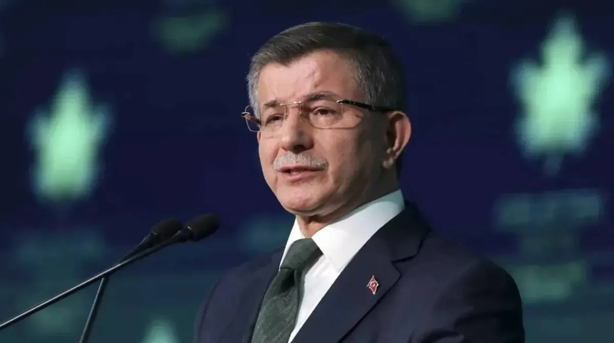 Ahmet Davutoğlu adliyede! Cumhurbaşkanına hakaretten ifade verecek - 1
