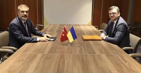disisleri-bakani-hakan-fidan-ukrayna-disisleri-bakani-ile-telefonda-gorustu-tahil-koridoru-masada-1691248109694.jpg Dışişleri Bakanı Hakan Fidan, ABD'li ve Ukraynalı mevkidaşlarıyla görüştü - 1