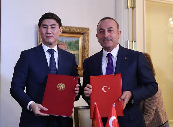 Mevlüt Çavuşoğlu’ndan Batı’ya ’İstanbul’ yanıtı