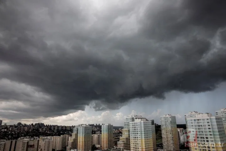 İstanbul’da kara bulutların ardından gelen dolu sürprizi
