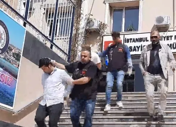 istanbulda-esi-tarafindan-katledilmisti-annesinin-sozleri-kan-dondurdu-kocan-kuma-getirse-de-yuvani-bozma-1675408419747.jpg İstanbul’da eşi tarafından katledilmişti! Annesinin sözleri kan dondurdu: “Kocan kuma getirse de yuvanı bozma” - 2