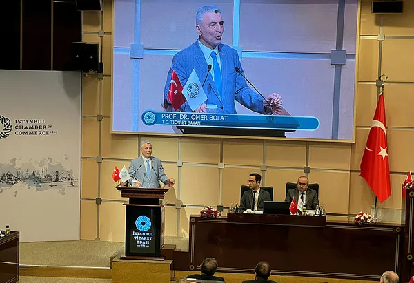 Hükümetten ’400 milyar dolar’lık hedef! Ticaret Bakanı Ömer Bolat açıkladı