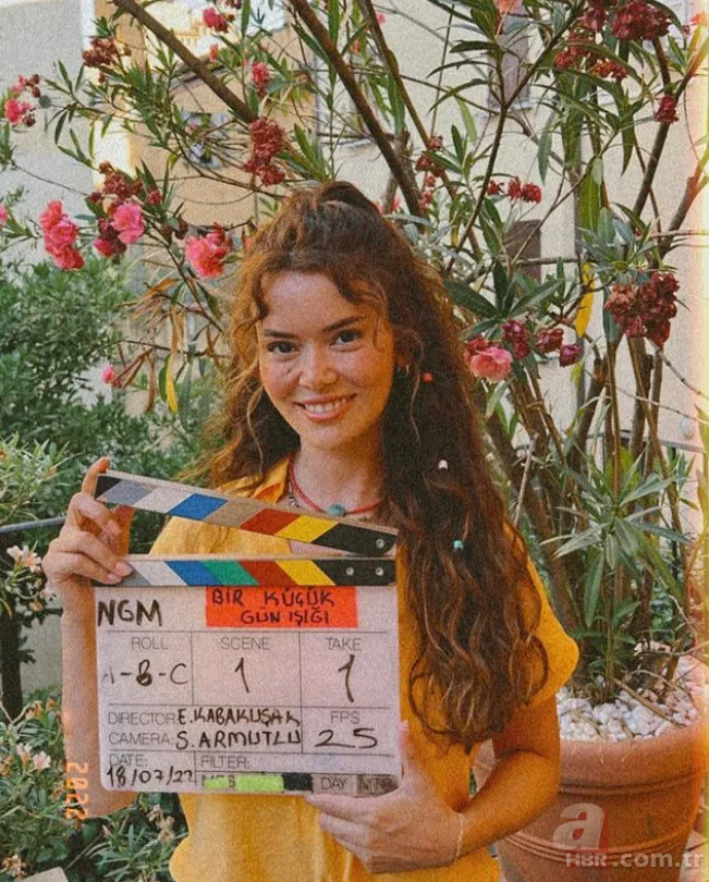 Bir Küçük Gün Işığı'nın Elif'i Seray Kaya da estetikli çıktı! Eski halini gören tanıyamadı 2