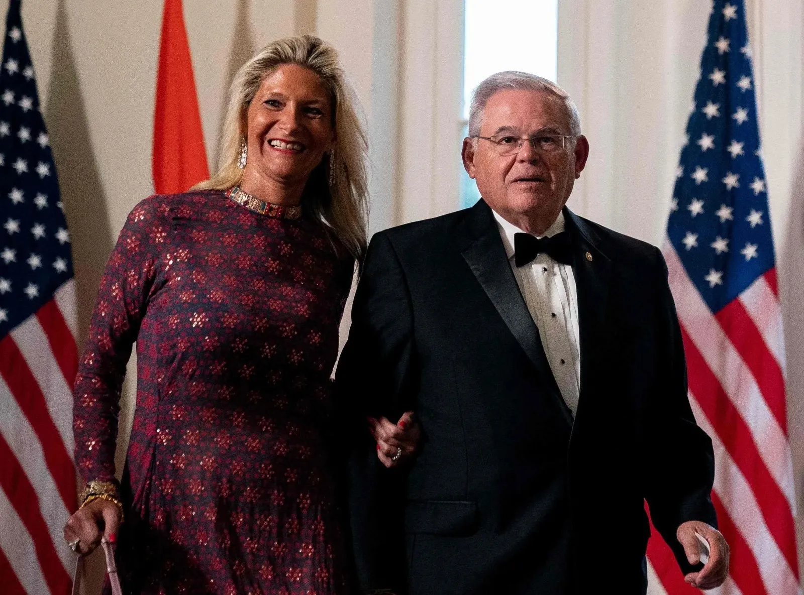 Türkiye karşıtı ABD'li senatörden rüşvet skandalı! Soruşturma öncesi 400 bin dolarlık külçe altın satmış